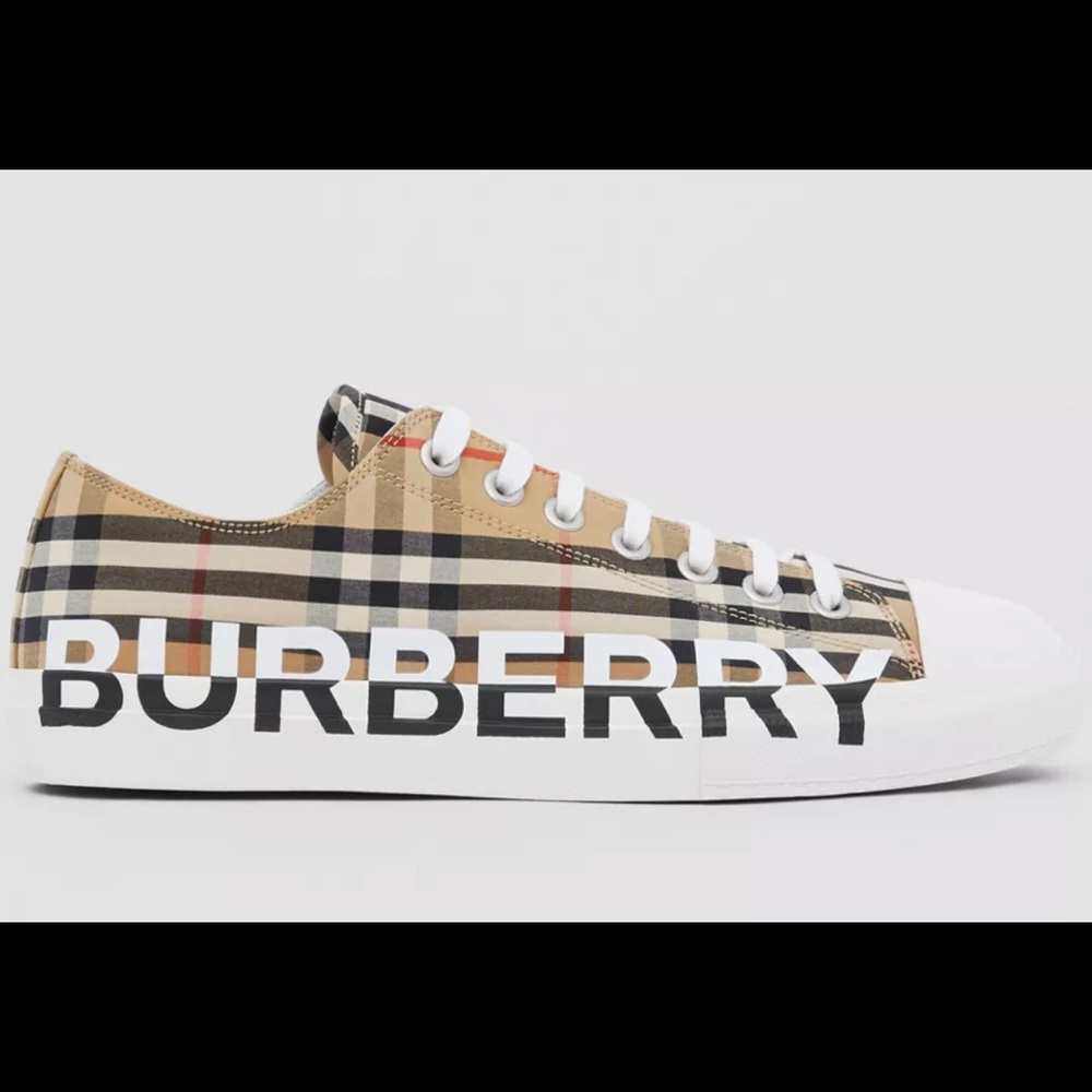 Burberry Sneakers